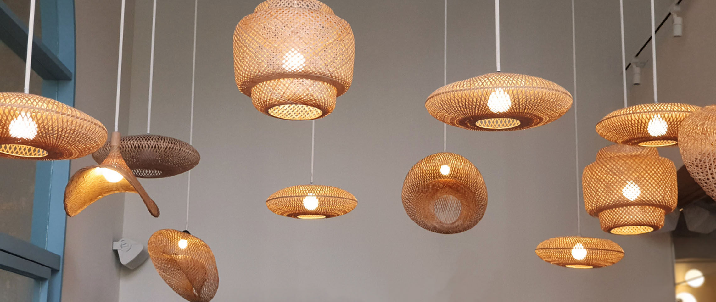 1776066949780596.jpg 灯具.jpg